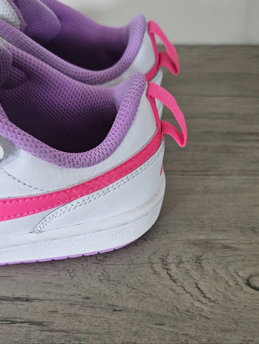 Nike velcro closure